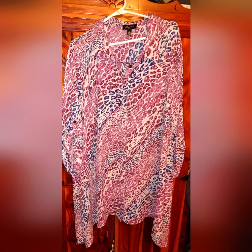 Melissa Paige Burgandy And Navy Patterned Blouse EUC Smoke Free Home